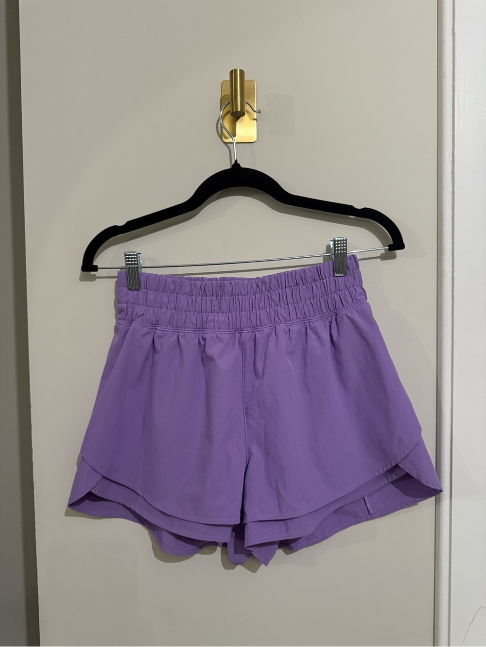 Lightweight Lavender Athletic Shorts with Elastic Waistband
